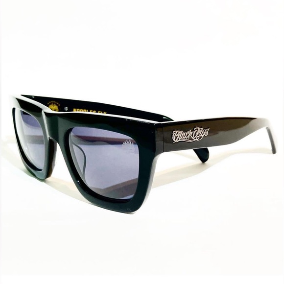 OFFSPRING “THE NOODLES FLY” Limited addition collaboration sunglasses - Picture 14 of 15
